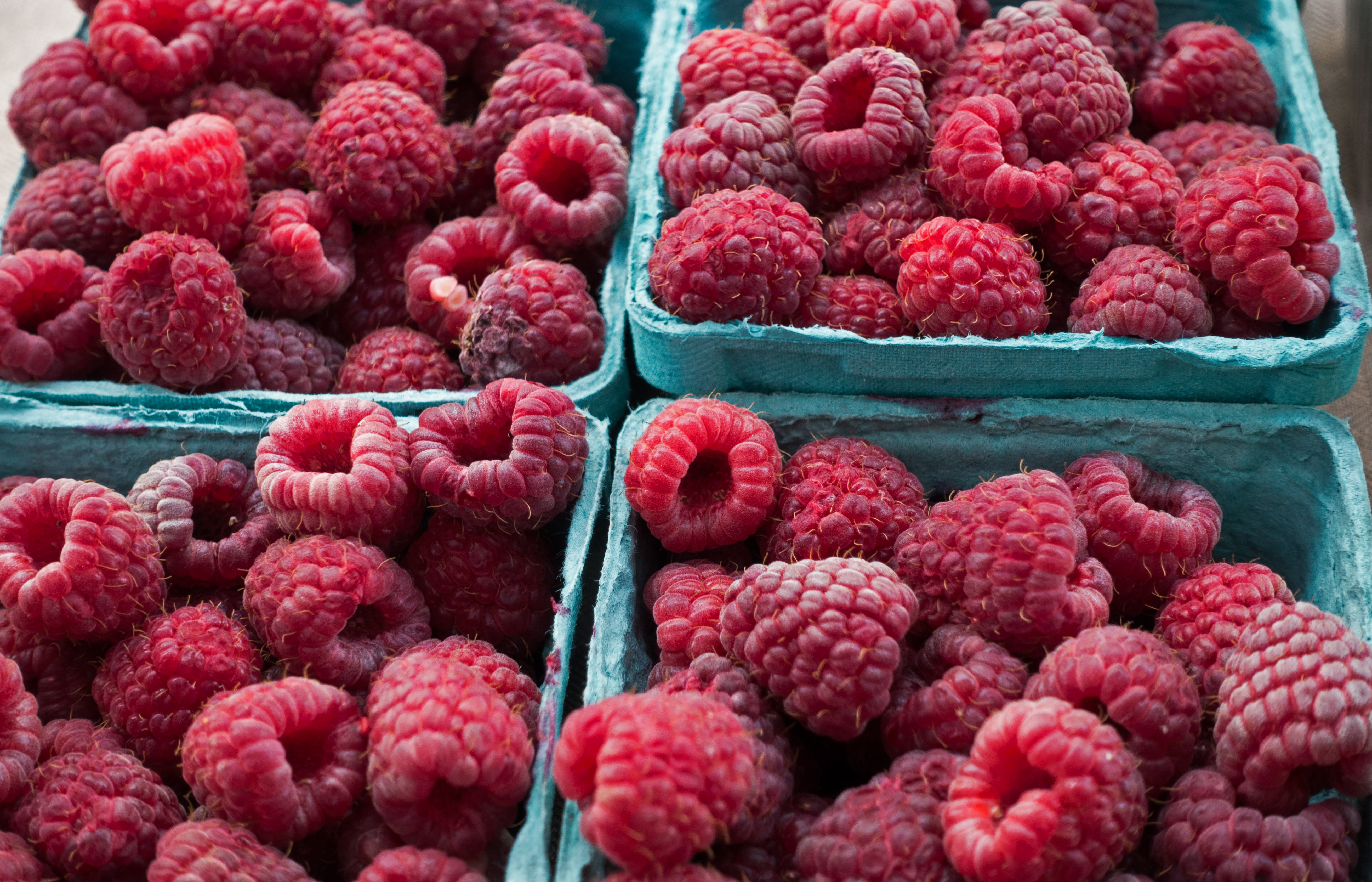 Eating fruits, beans, vegetables, and whole grains can help to improve your daily fiber intake. Raspberries pack a particular punch, with eight grams of fiber