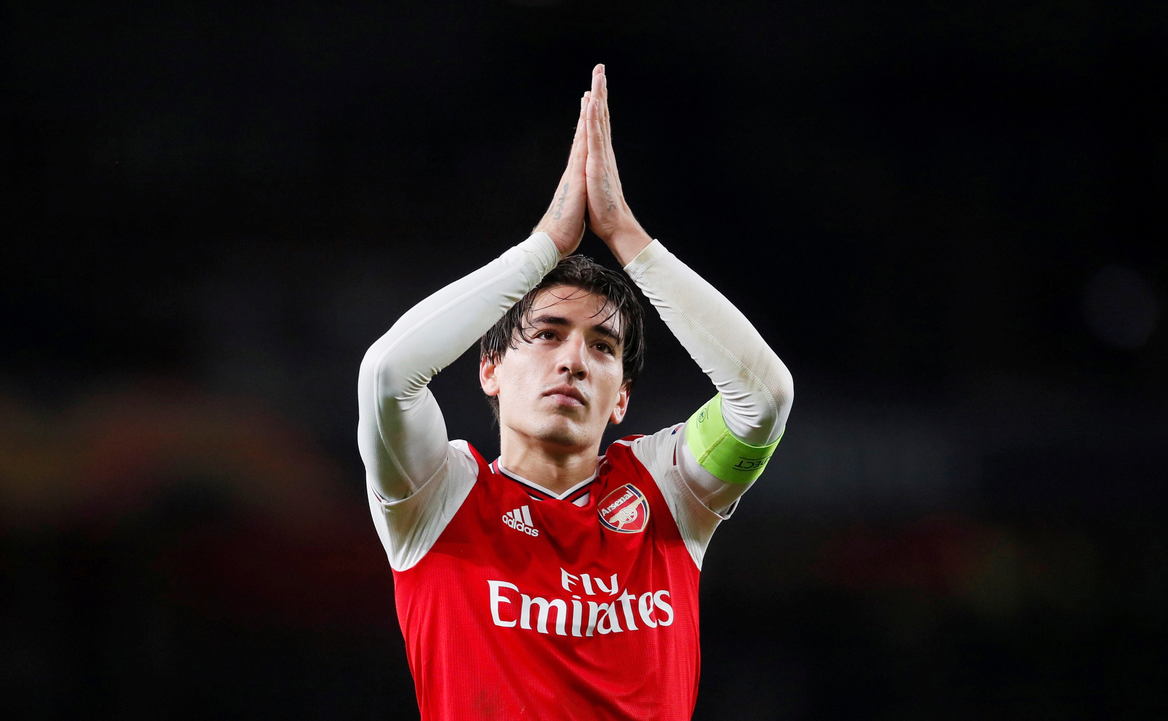 Hector Bellerin has been contacted by PSG over a move away from Arsenal