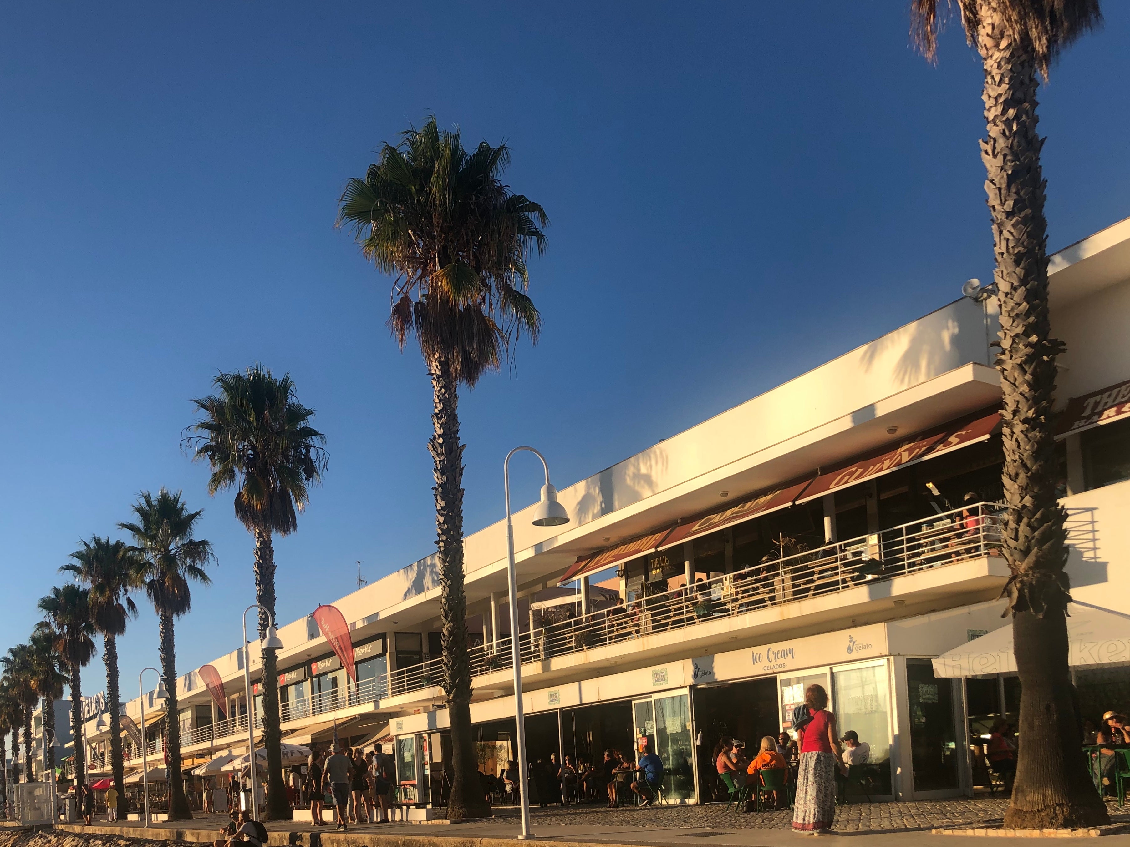 Get set: British holidaymakers on the Algarve may face quarantine on their return