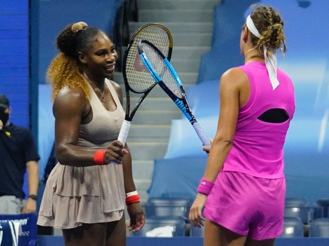 Williams congratulates Azarenka on her win