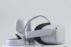 Facebook leaks new Oculus Quest 2 virtual reality headset in promotional videos