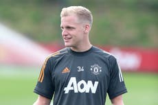 Van de Beek poses puzzle that Solskjaer has to solve