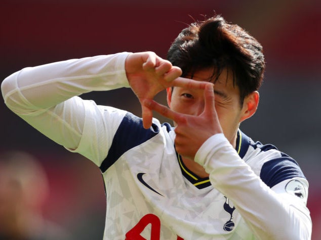 Son celebrates his second vs Southampton