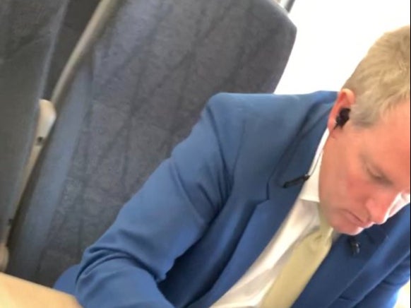 Danny Kruger MP neglected to wear a face covering on public transport