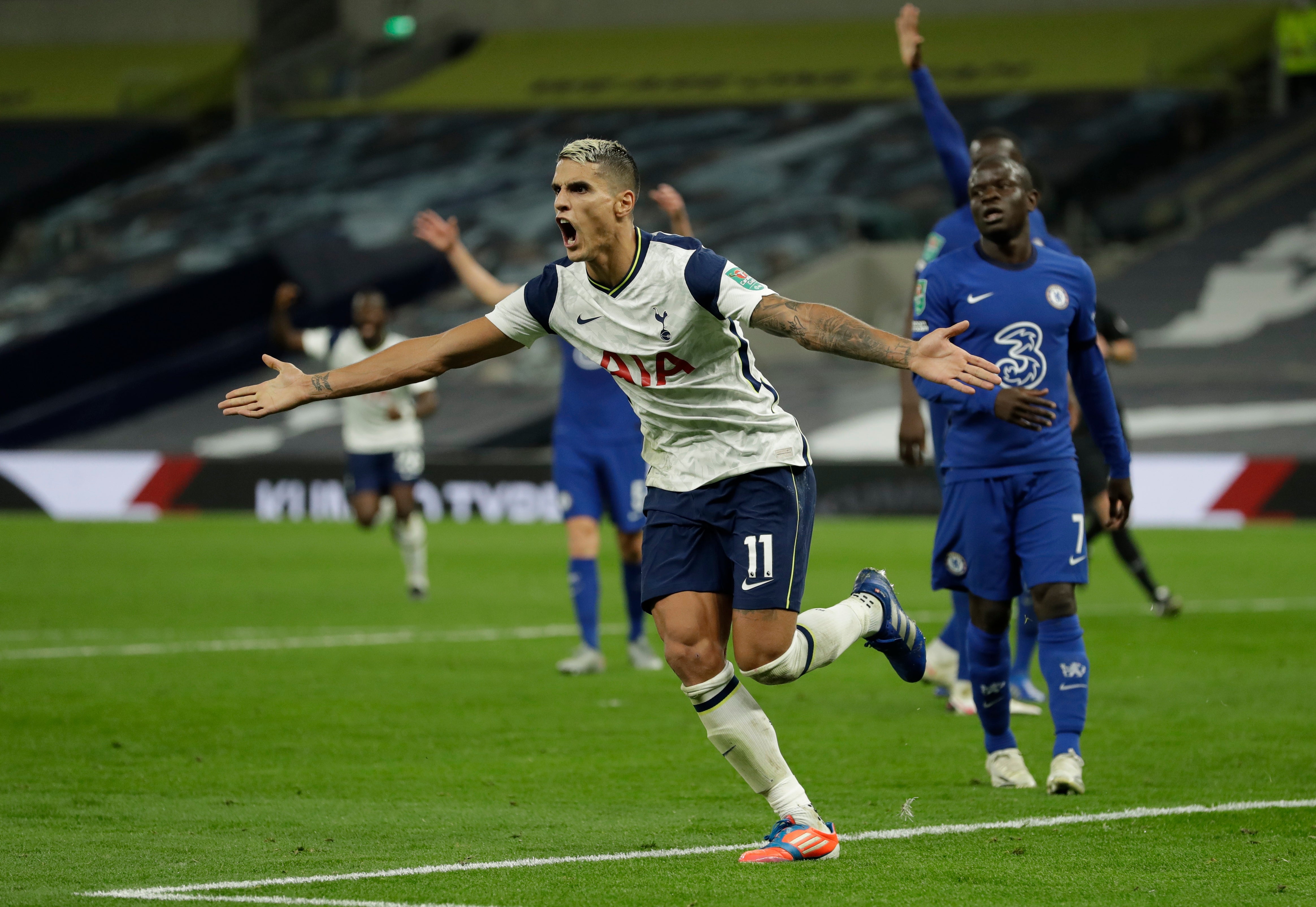 Erik Lamela celebrates scoring Tottenham's equaliser