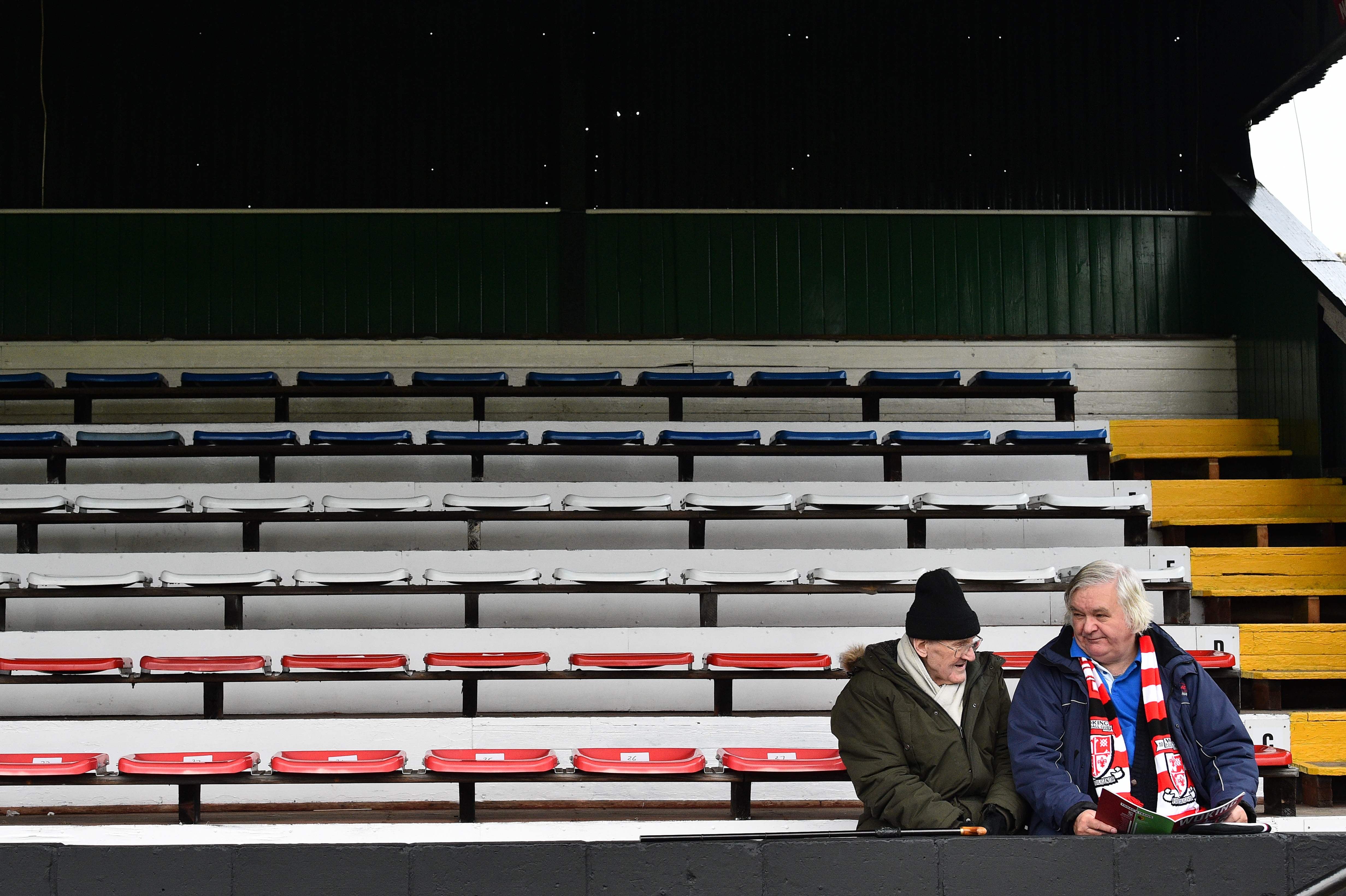 The National League will begin this weekend without fans in attendance