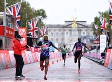 Kitata beats Kipchoge in shock London Marathon result