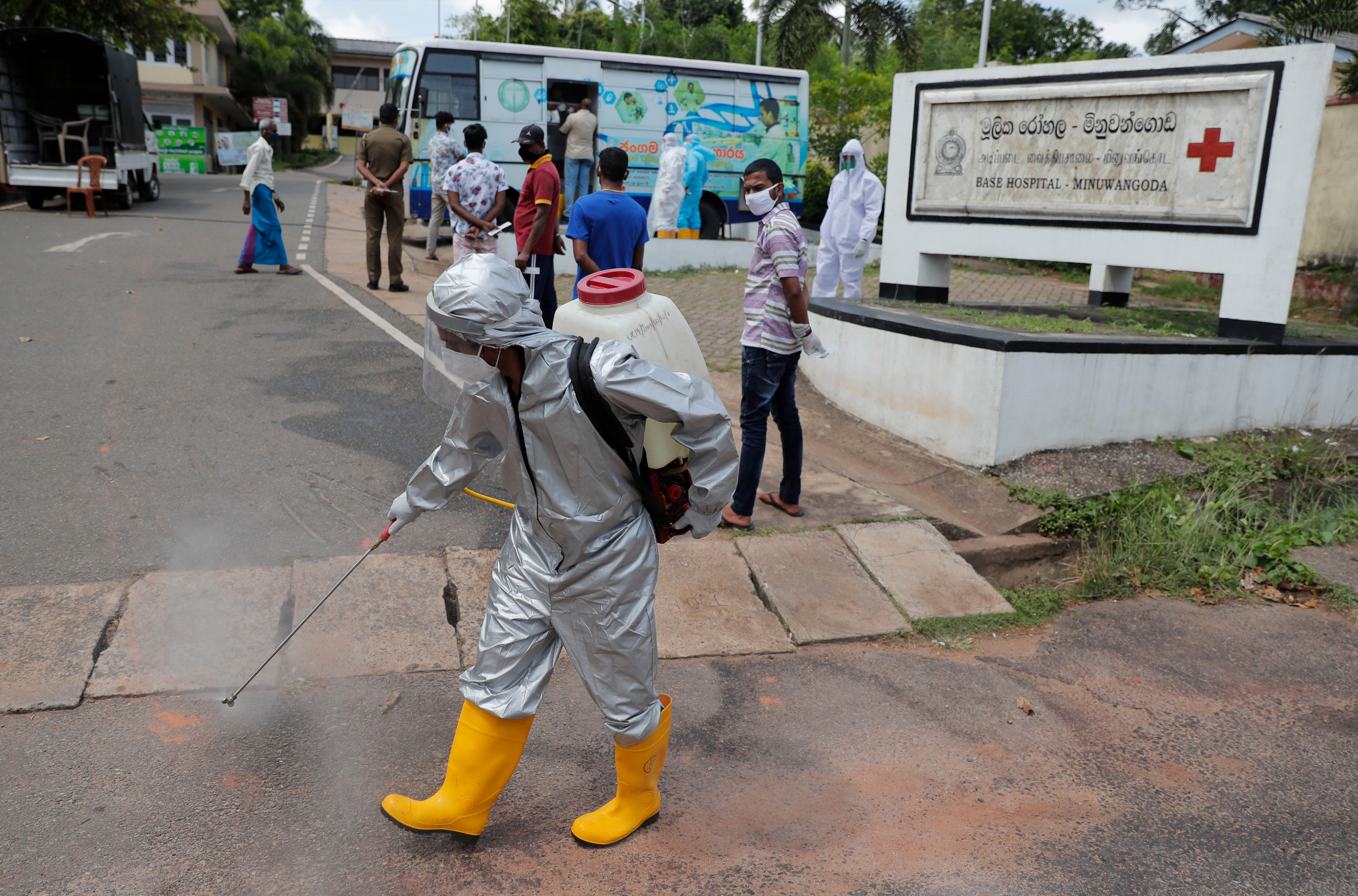 Virus Outbreak Sri Lanka