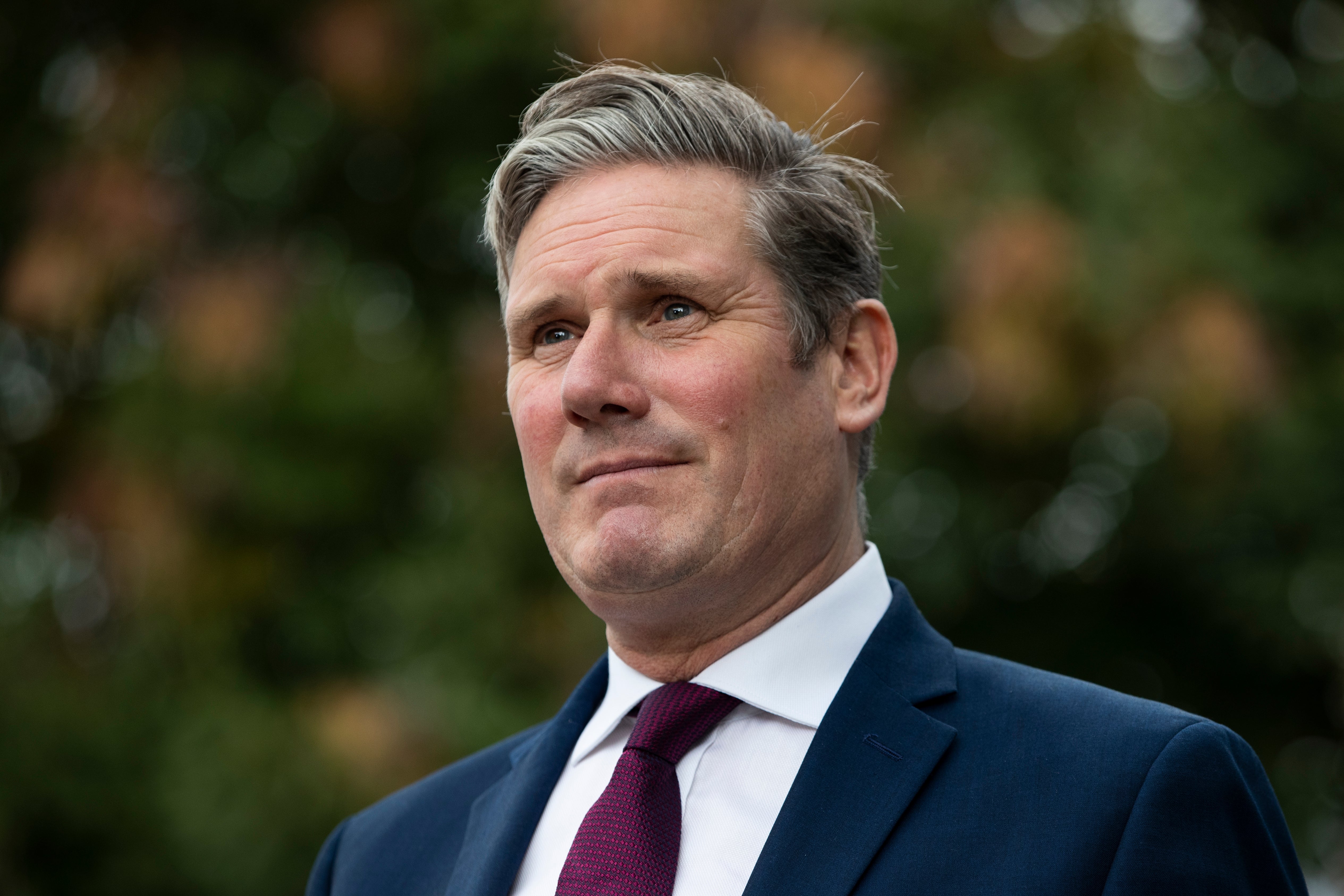 Starmer calls for ‘circuit break’ lockdown as cases rise sharply