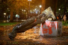 Portland protesters tear down Lincoln statue 