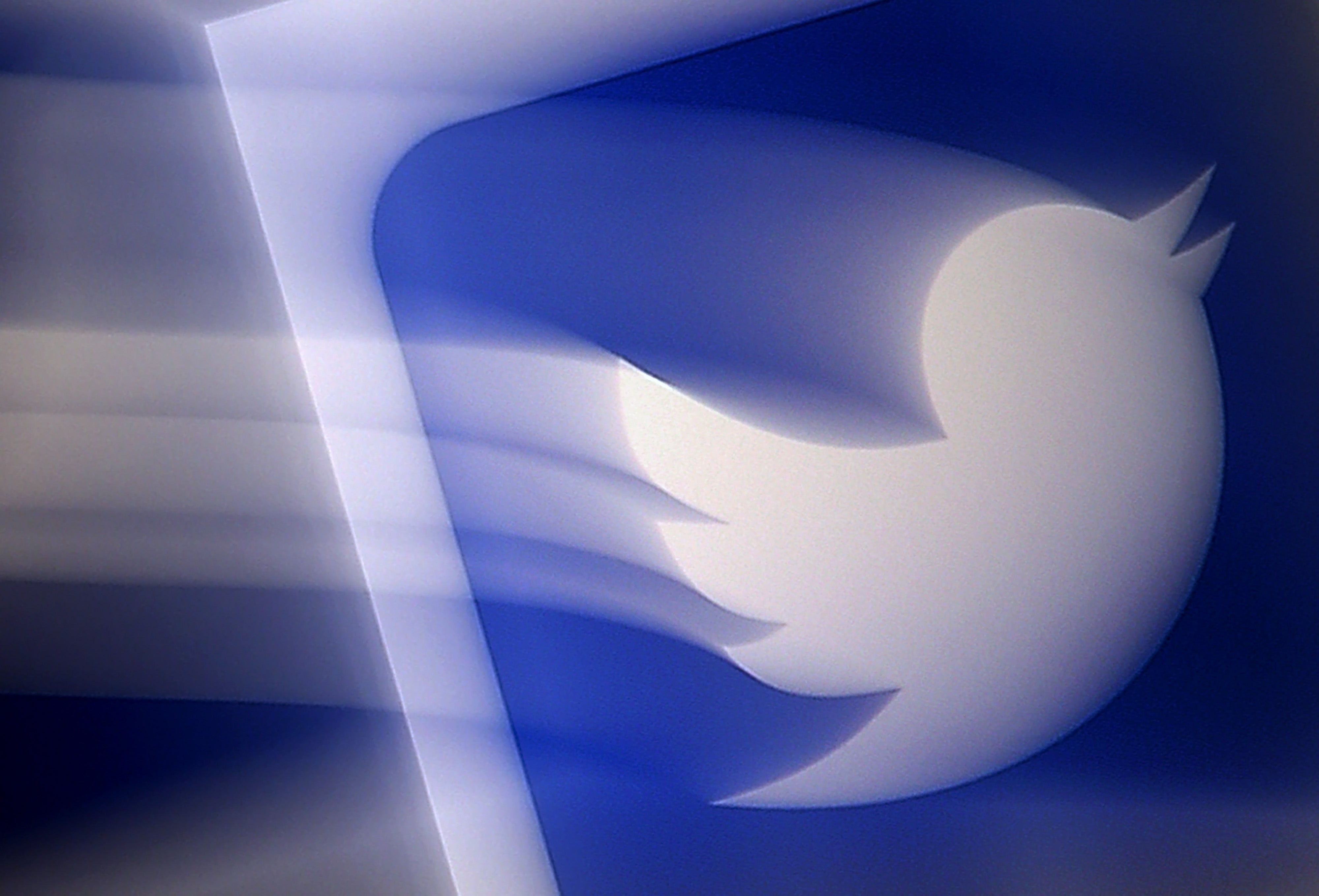 Twitter is down and suffering a major outage users say