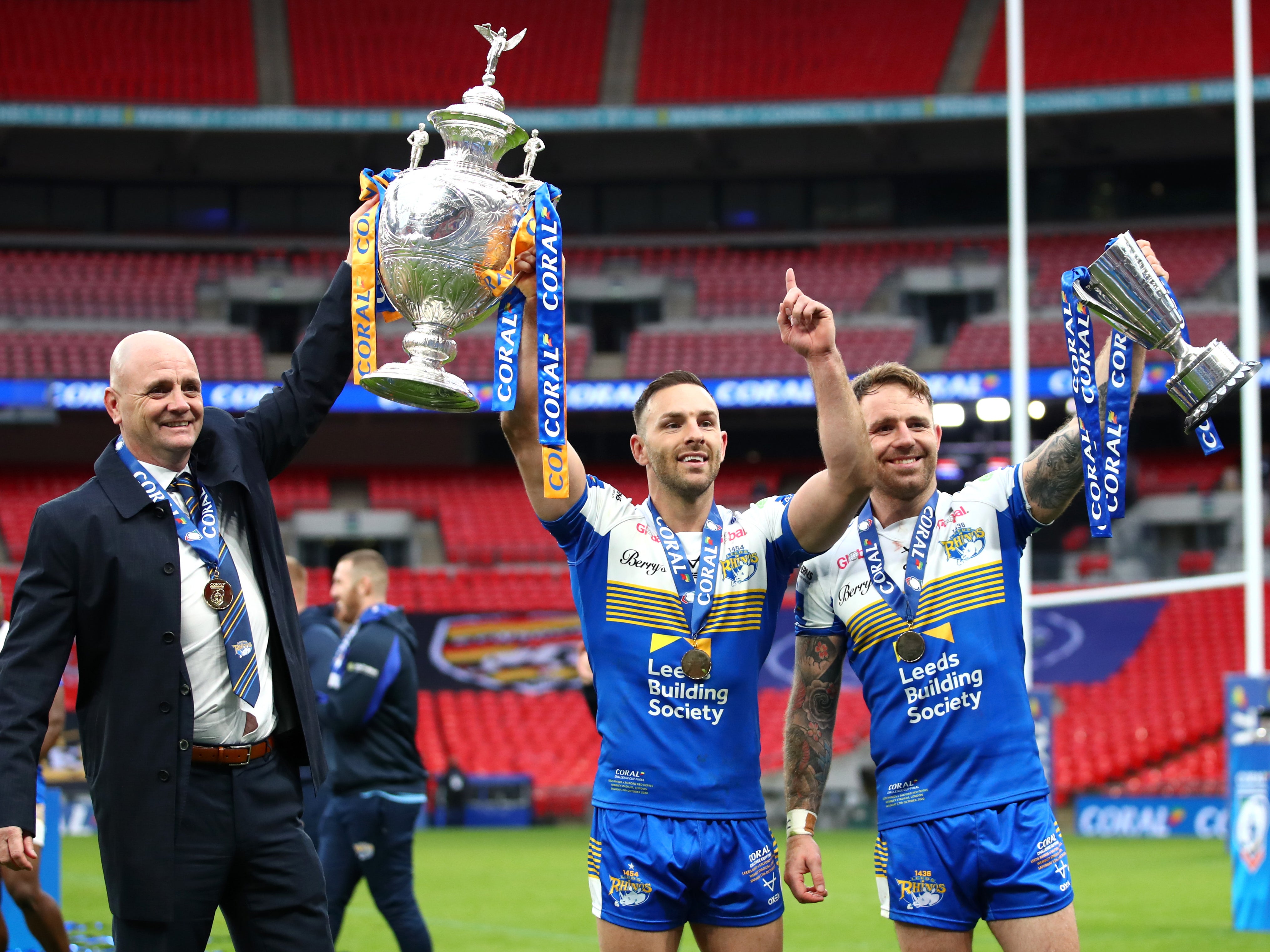 Leeds Rhinos Head Coach Richard Agar and Luke Gale celebrate