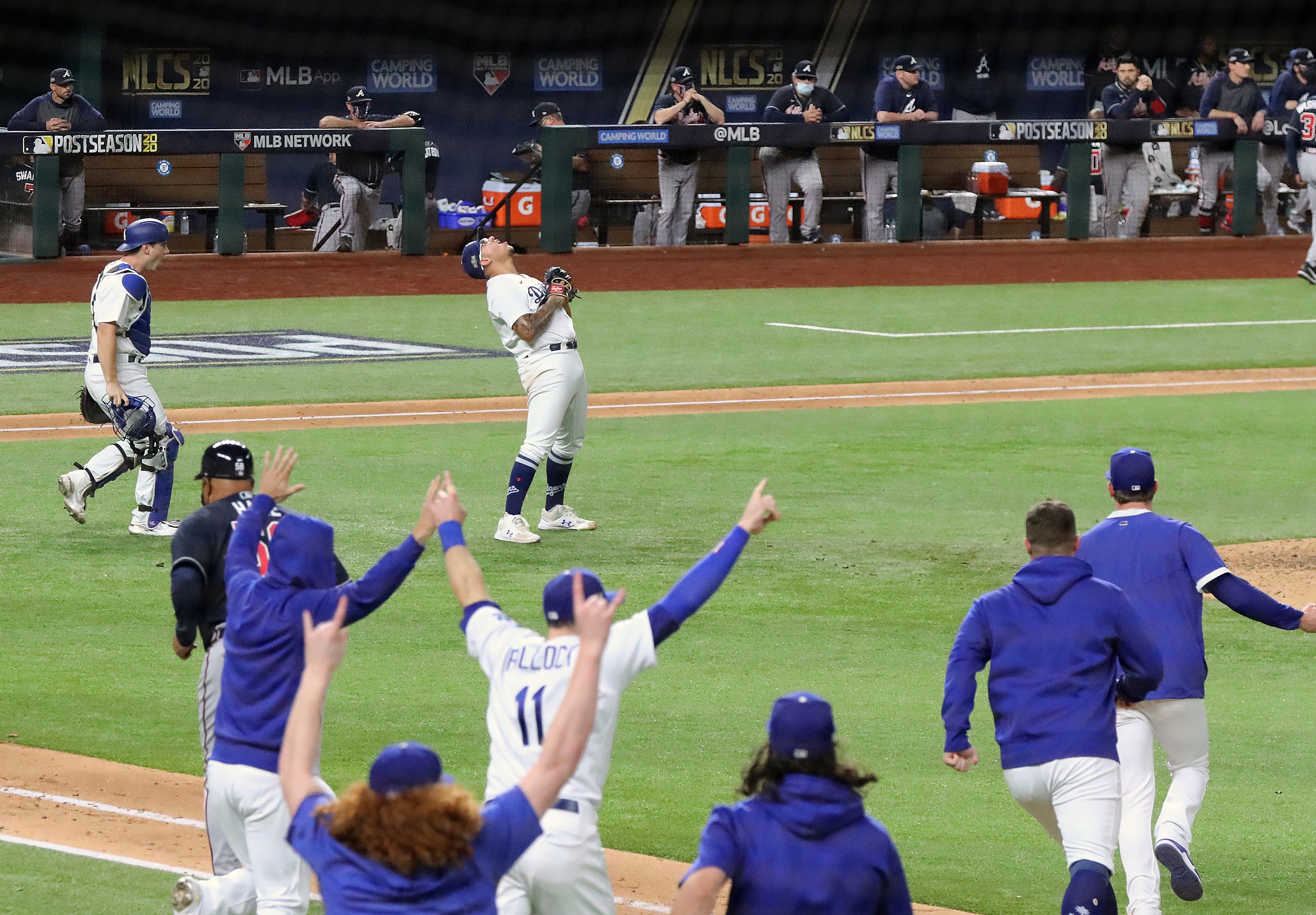 NLCS Braves Dodgers Baseball