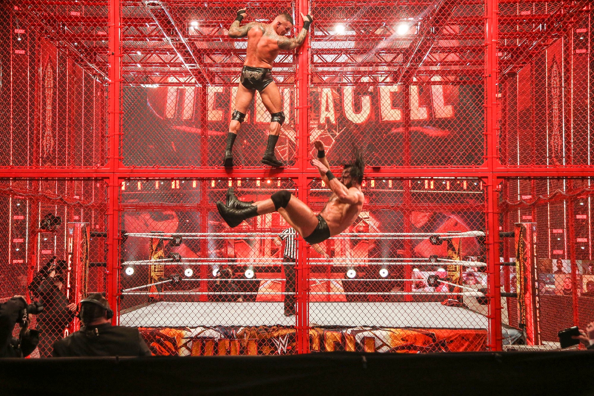 Randy Orton defeated Drew McIntyre