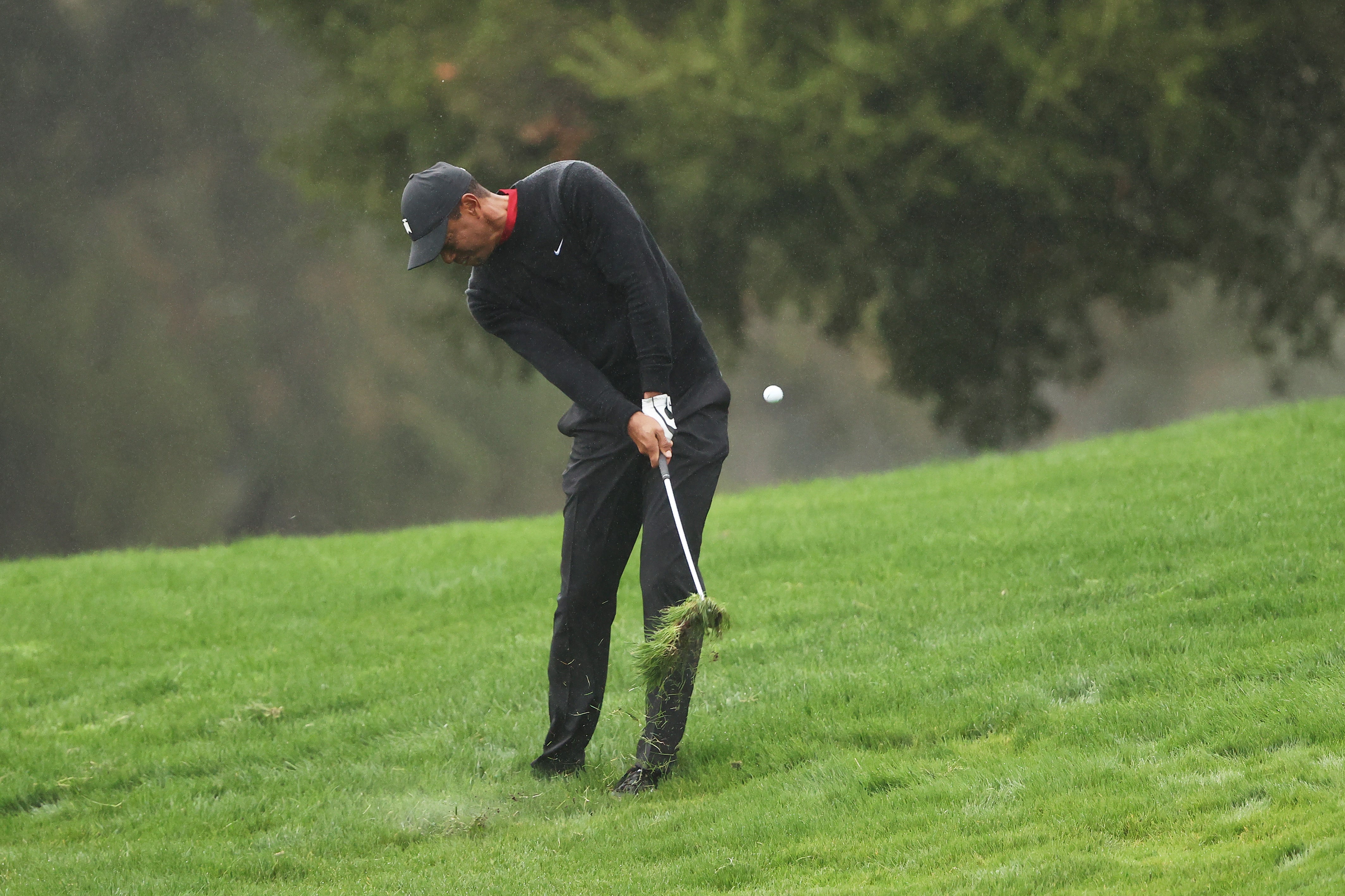 Tiger Woods on the 10th hole at Sherwood