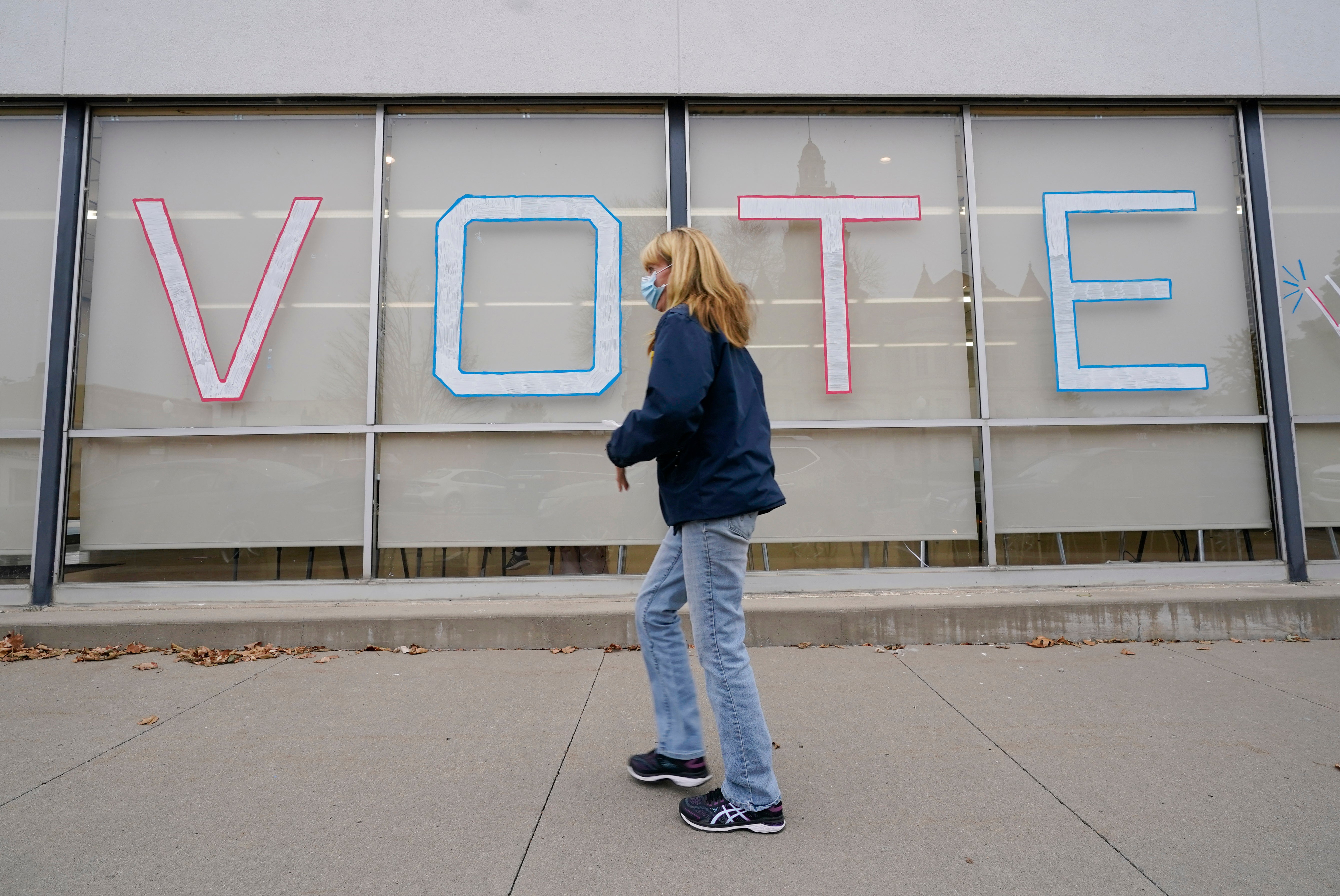 Election 2020 Early Voting Iowa