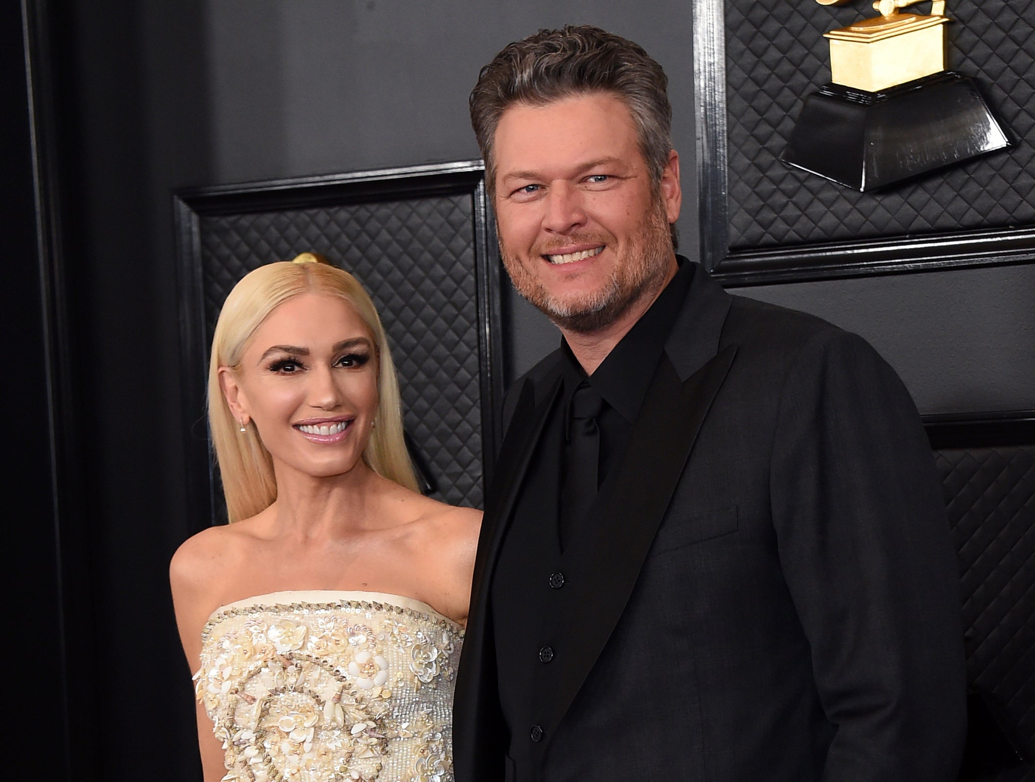 People Gwen Stefani and Blake Shelton