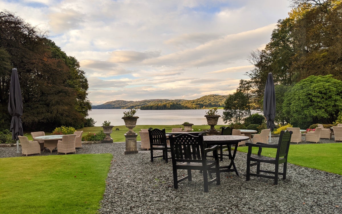 Breakfast with a view at Storrs Hall