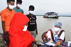 Bangladeshi floating hospital treats flood-ravaged community