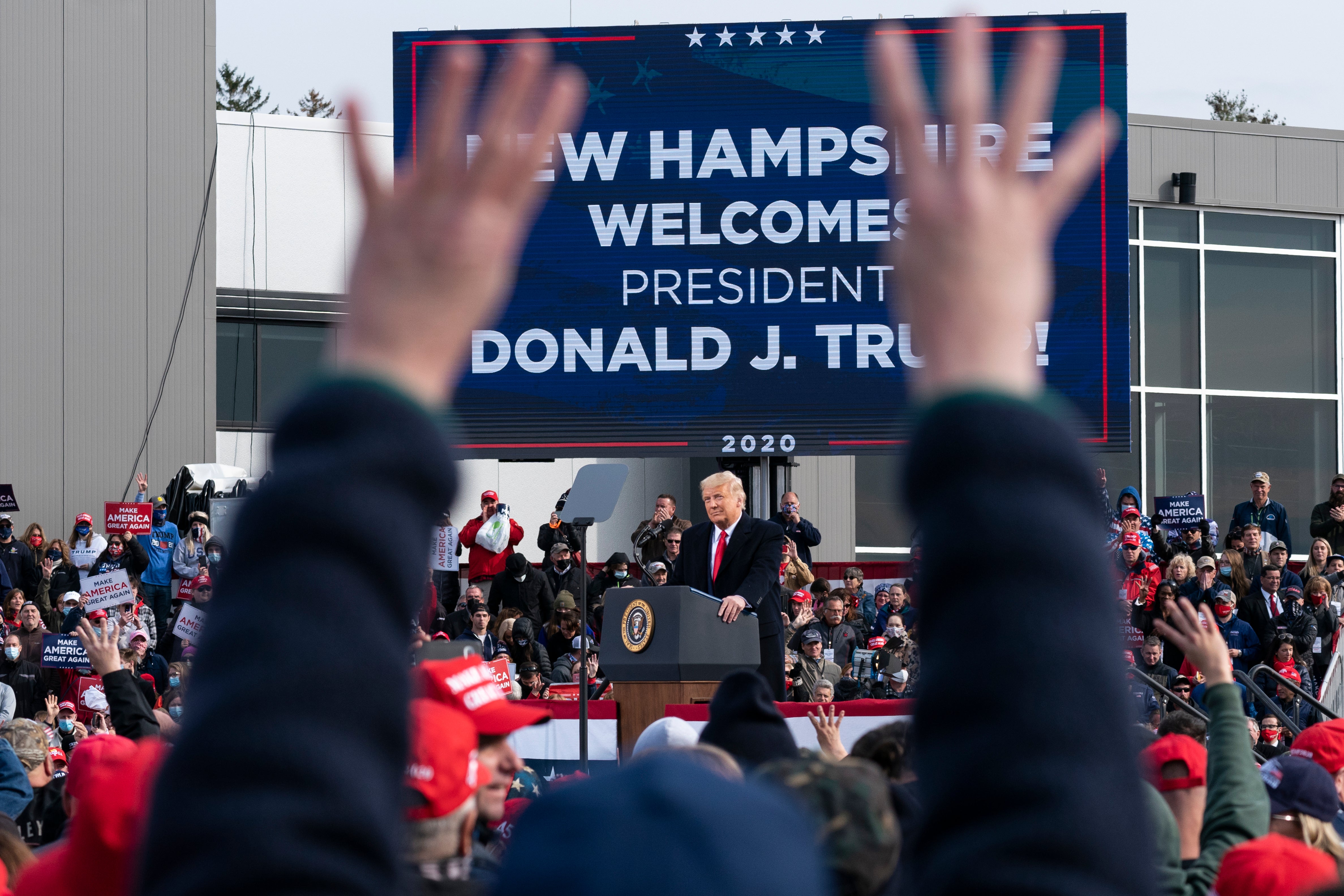 Donald Trump rallies the faithful in Manchester, New Hampshire