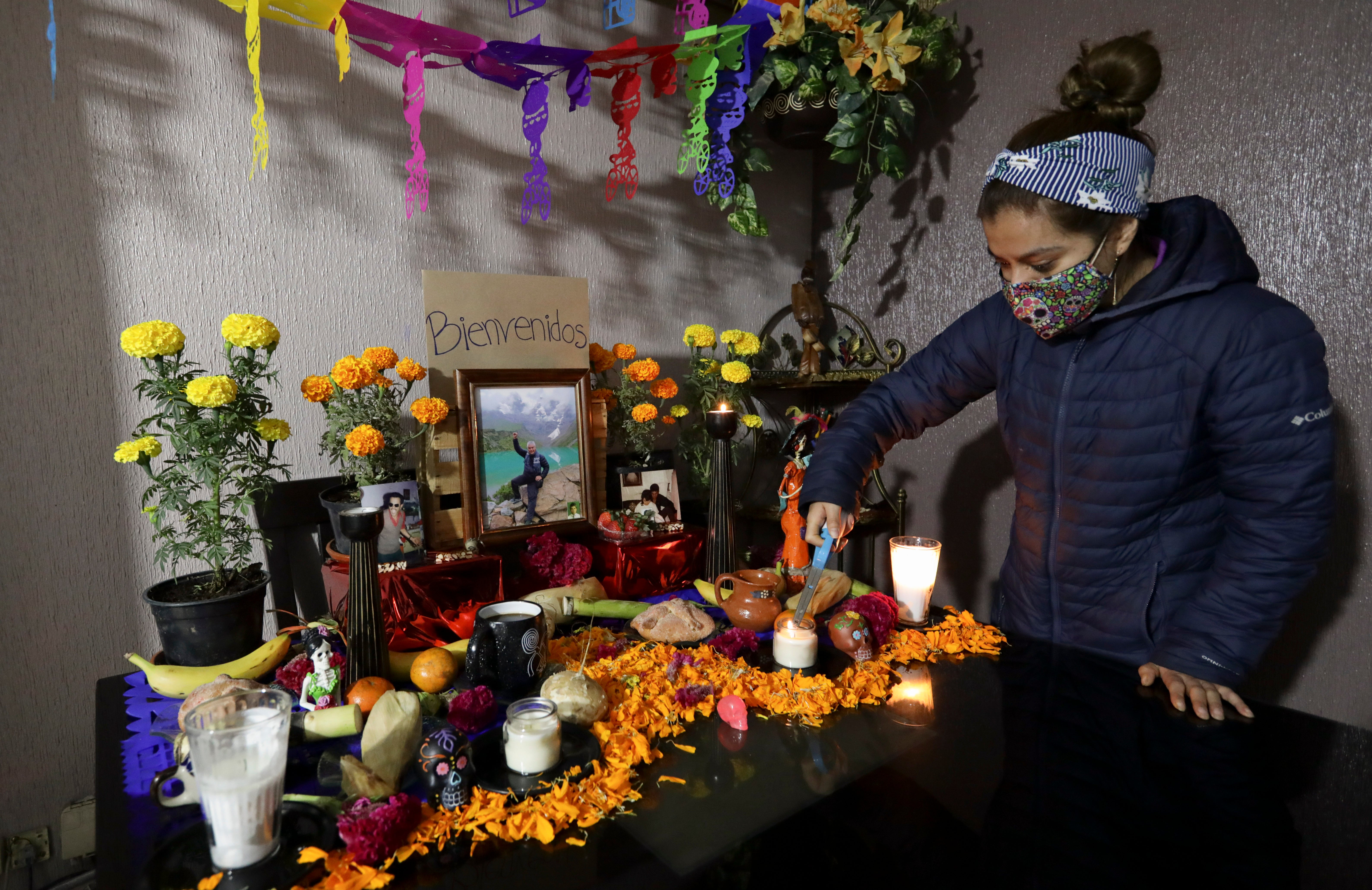 Virus Outbreak Mexico Day of the Dead