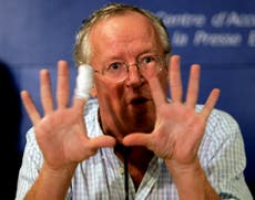 Robert Fisk, veteran foreign correspondent, dies at 74