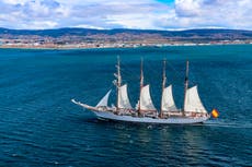 Spain to buy ship to try and track down sunken treasure