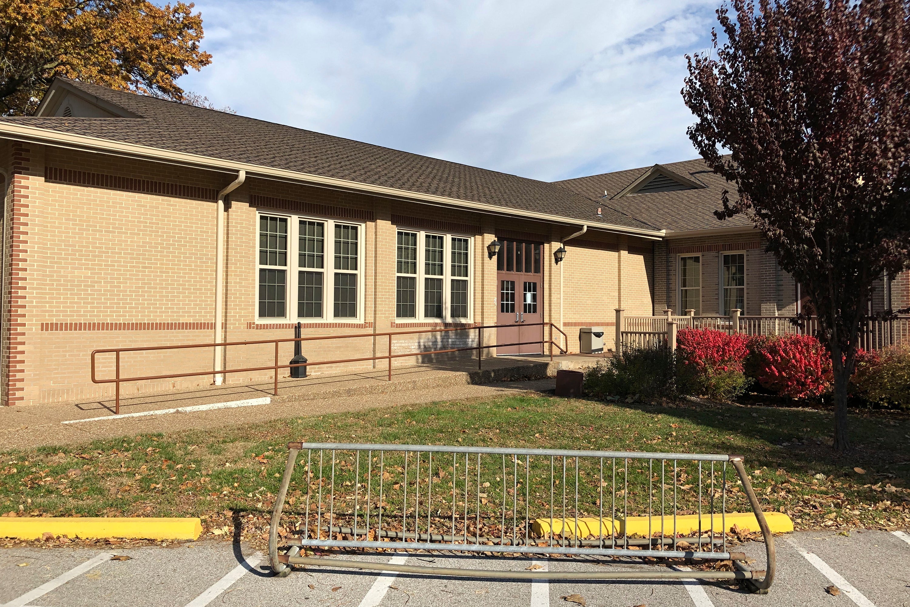 Virus Outbreak Missouri Poll Worker