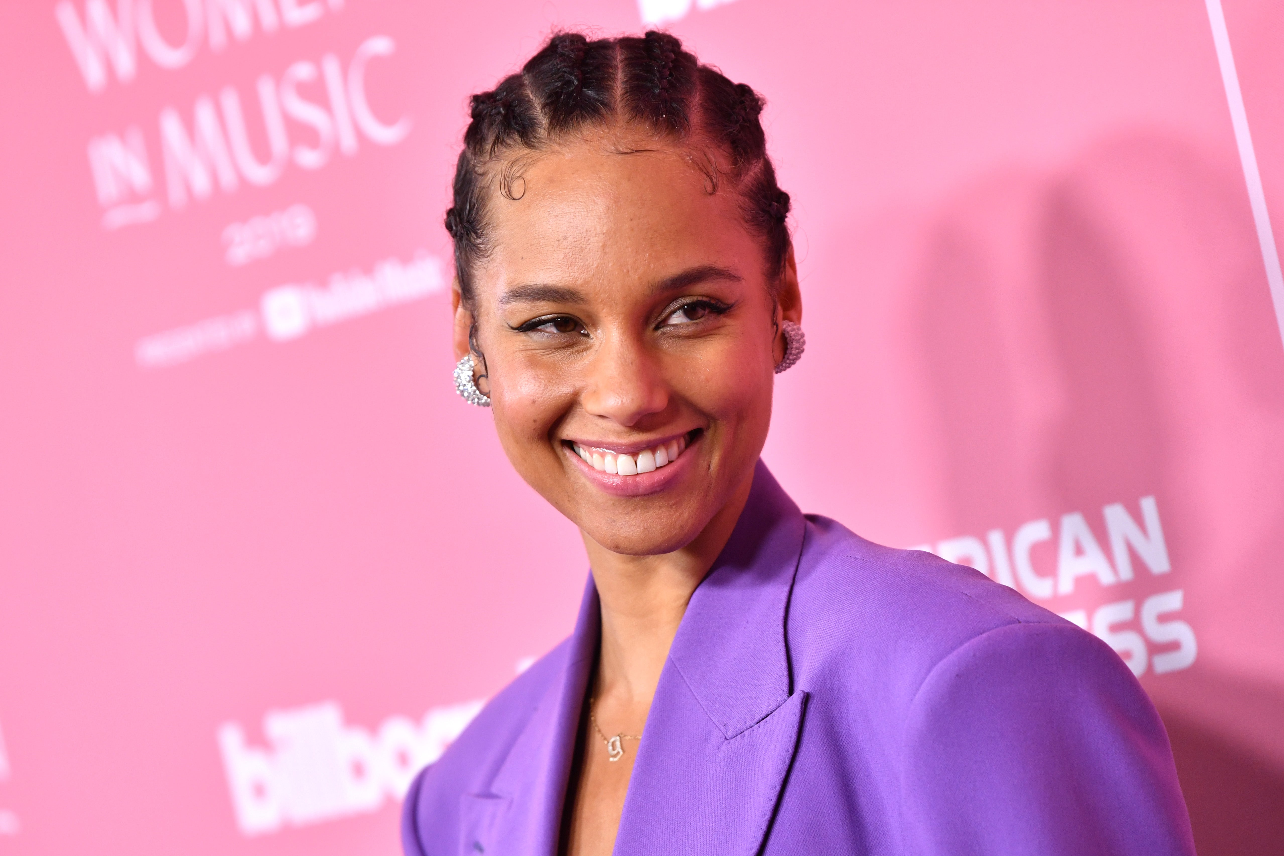 Alicia Keys talks about power of wearing her hair in braids