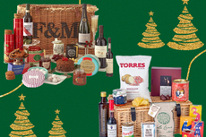 15 best Christmas hampers that will bring festive joy