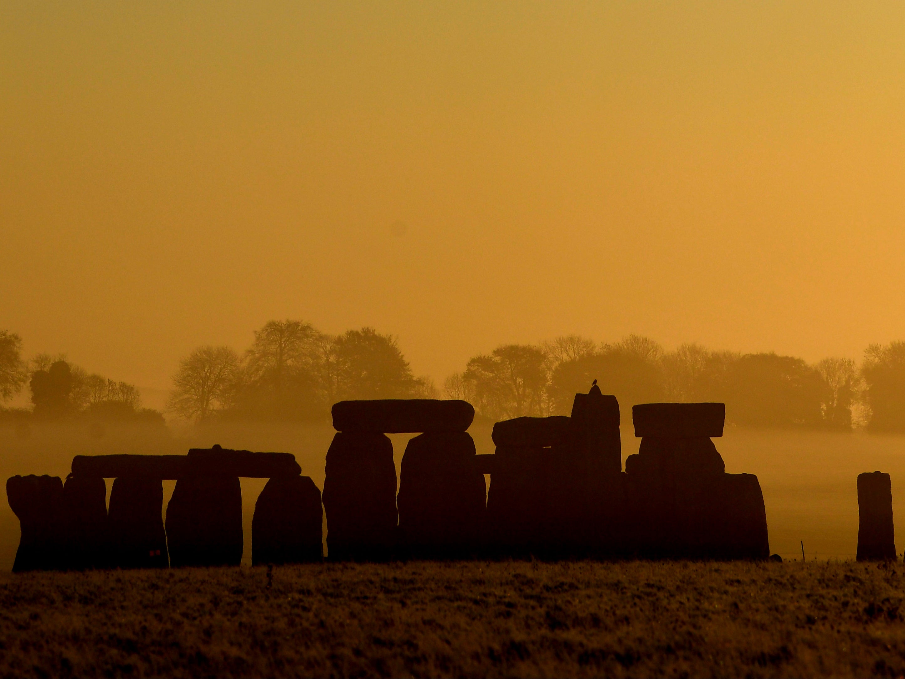 Stonehenge at dawn, near Amesbury, Wiltshire