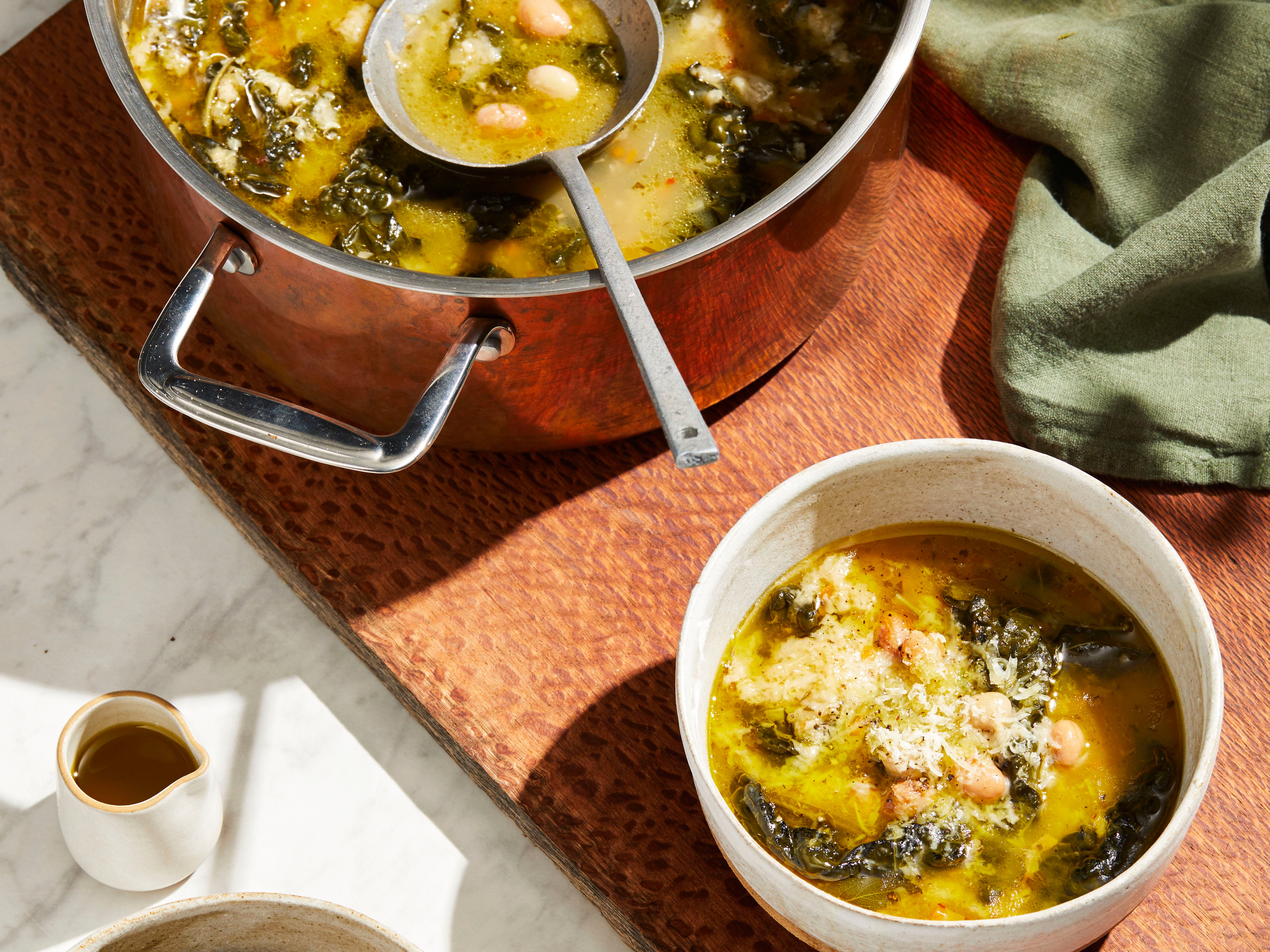 A Tuscan soup with sourdough and olive oil