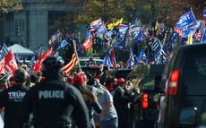 Trump motorcade swarmed by cheering supporters at rally