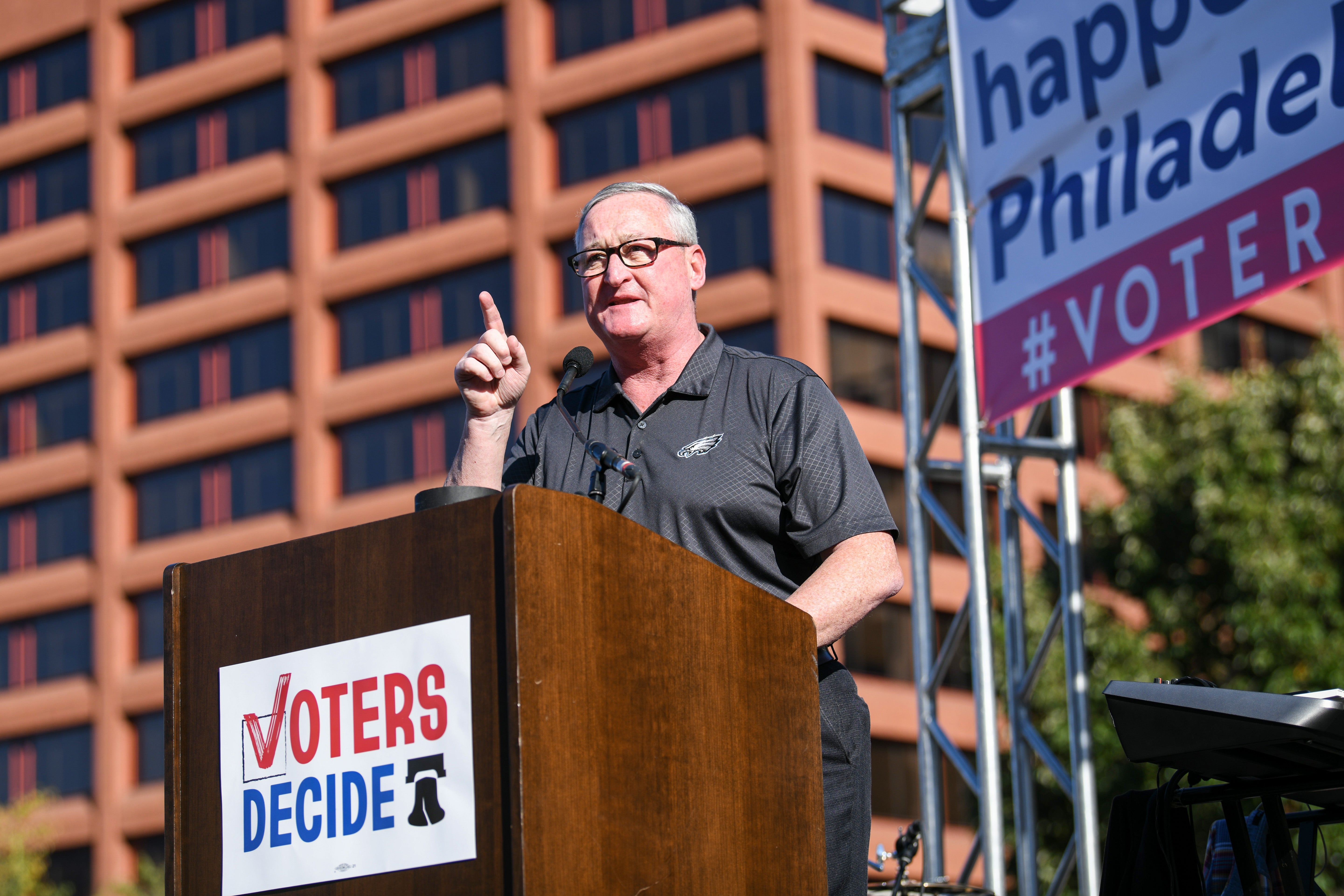 Philadelphia Mayor Jim Kenney faces backlash for visiting a local bar over the weekend