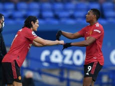 Martial’s struggles give Cavani chance to stake United claim