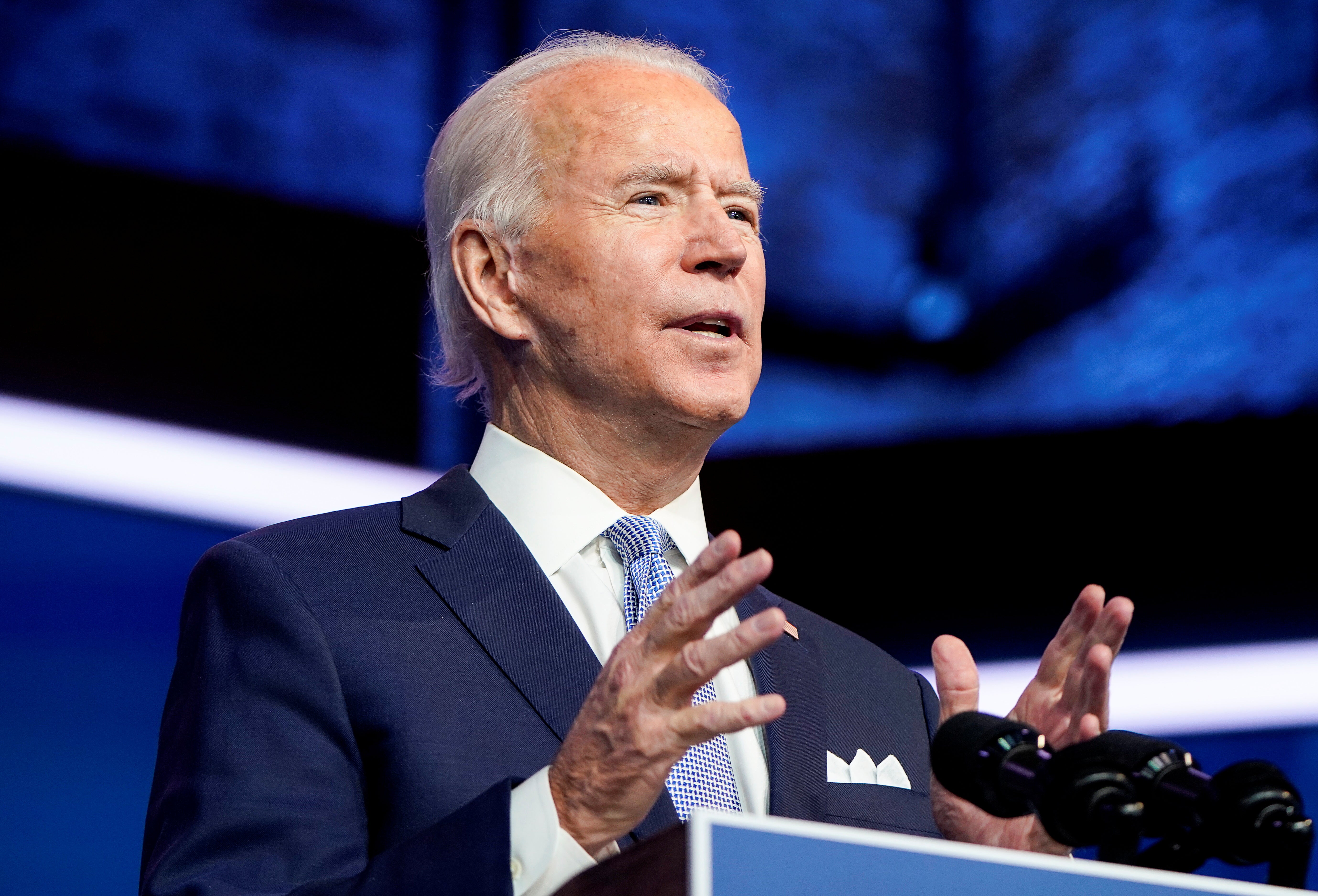 Biden says Irish border must remain open - follow live