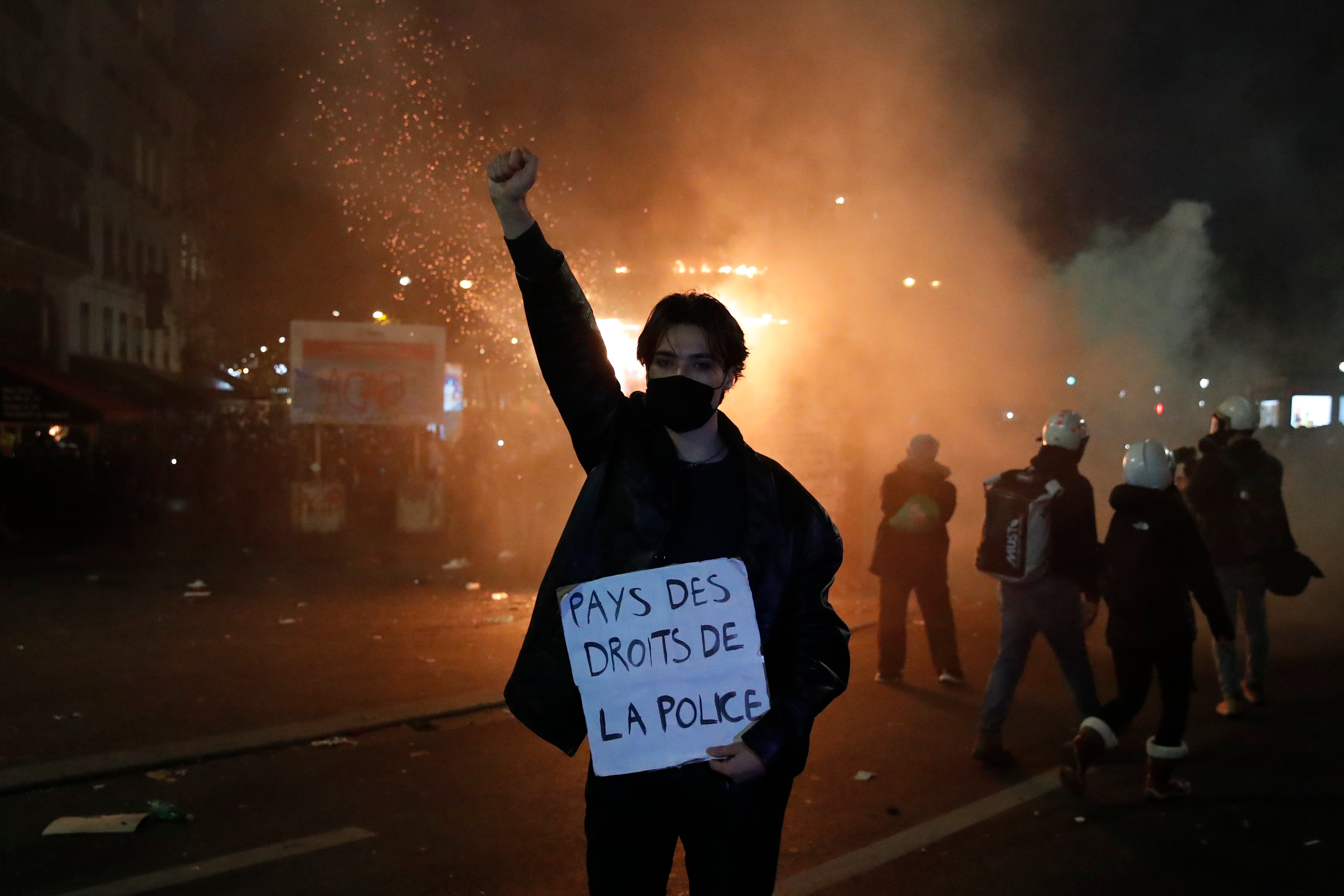 APTOPIX France Law Protests