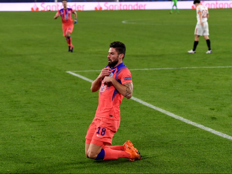 Olivier Giroud celebrates his second goal