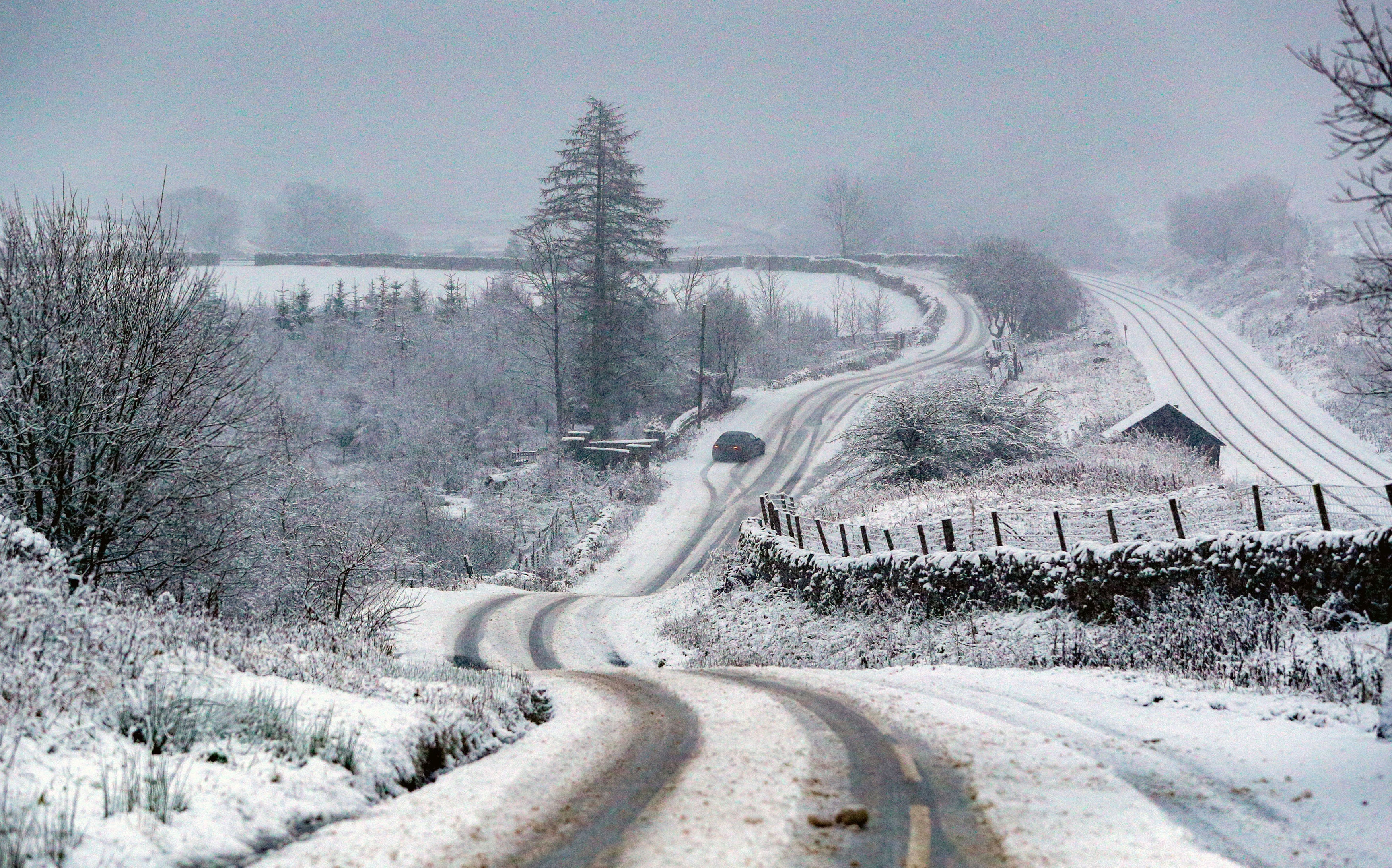 Snow forecast in UK as temperatures could drop to -10C