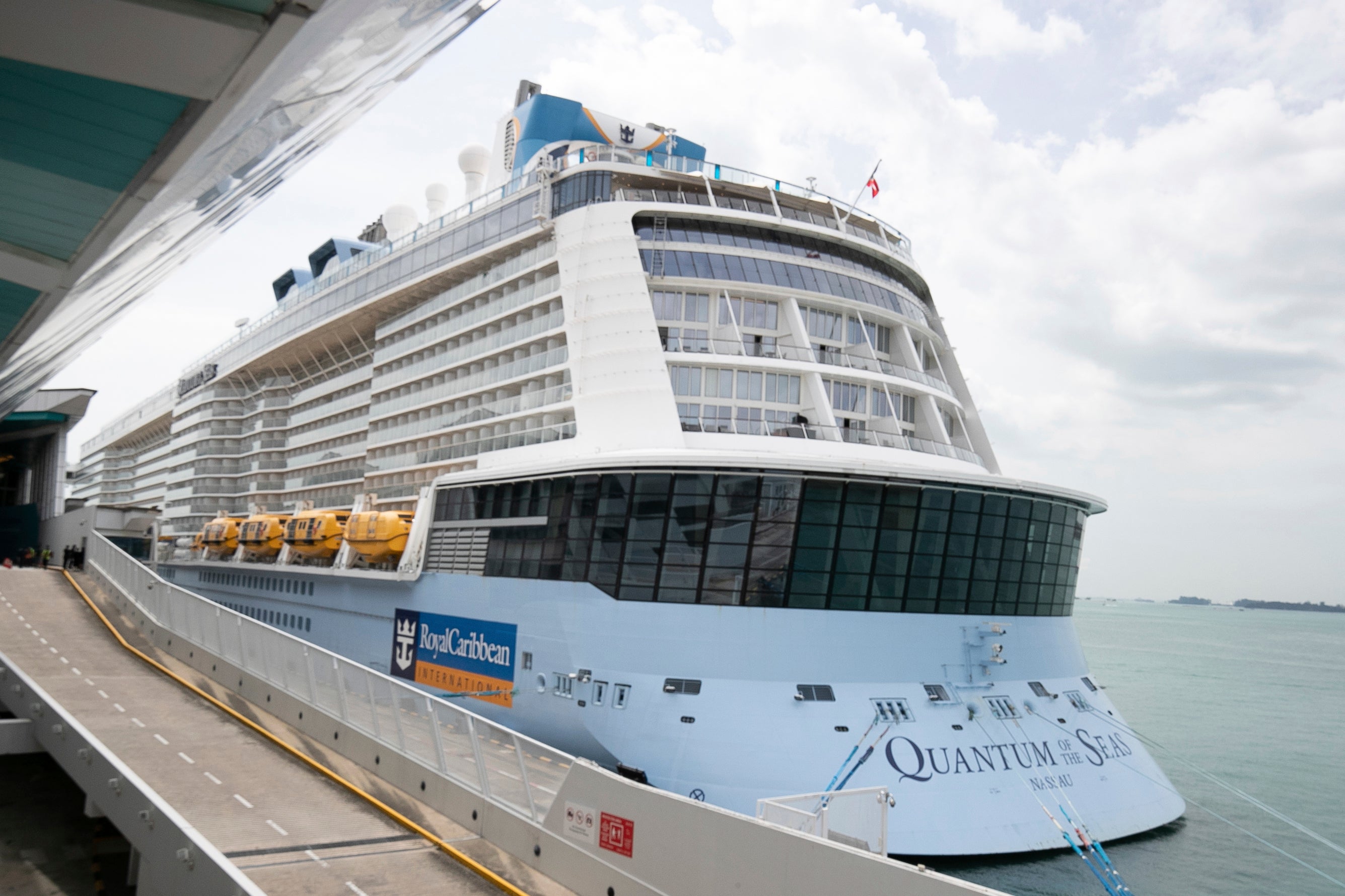 Passengers on cruise are confined to rooms