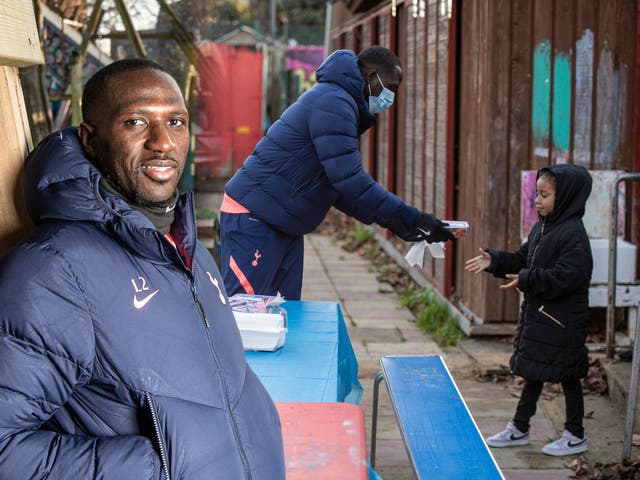 <p>French footballer Moussa Sissoko at Somerford Grove Adventure Playground</p>