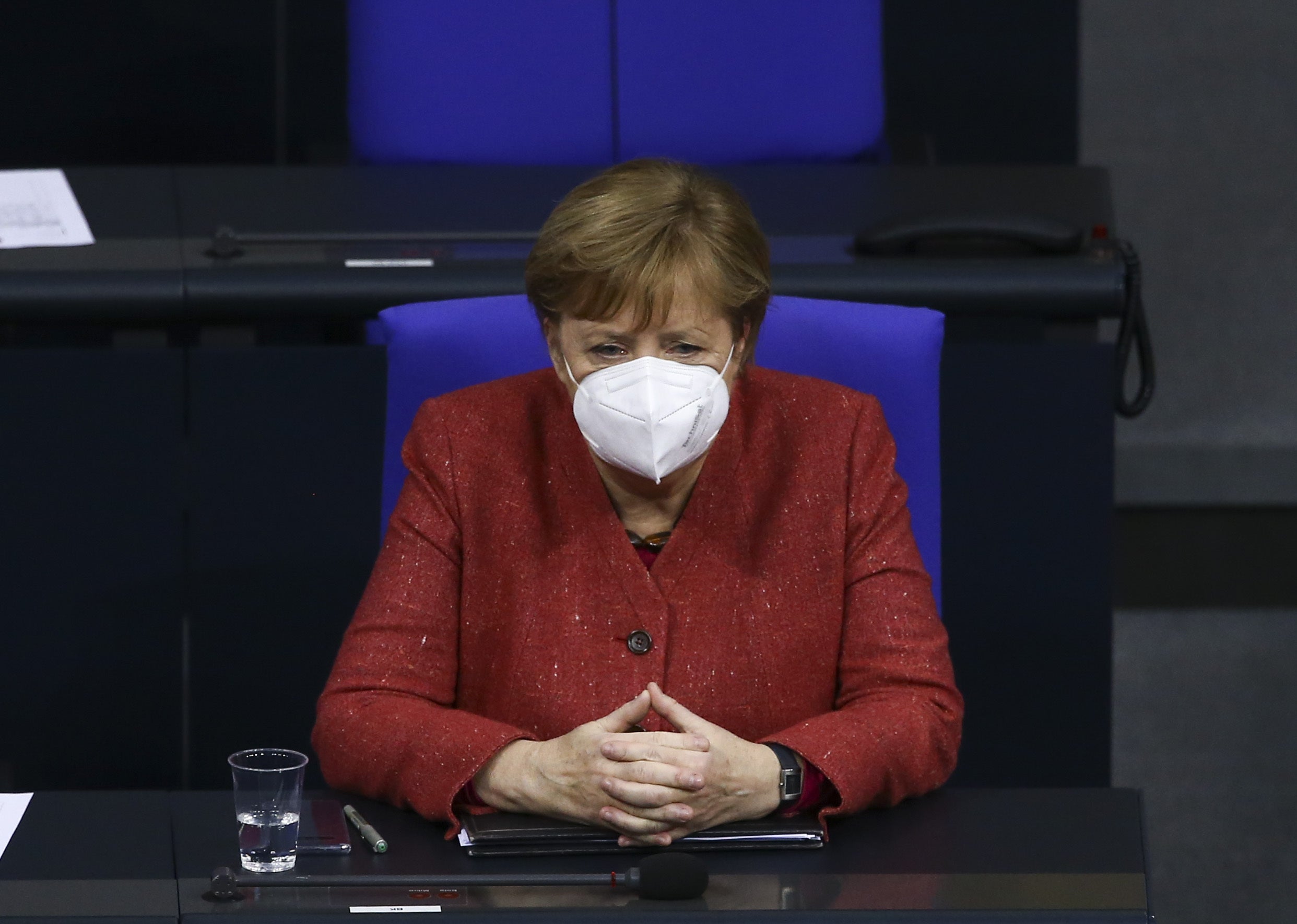 Merkel urges Germans not kill their grandparents this Christmas