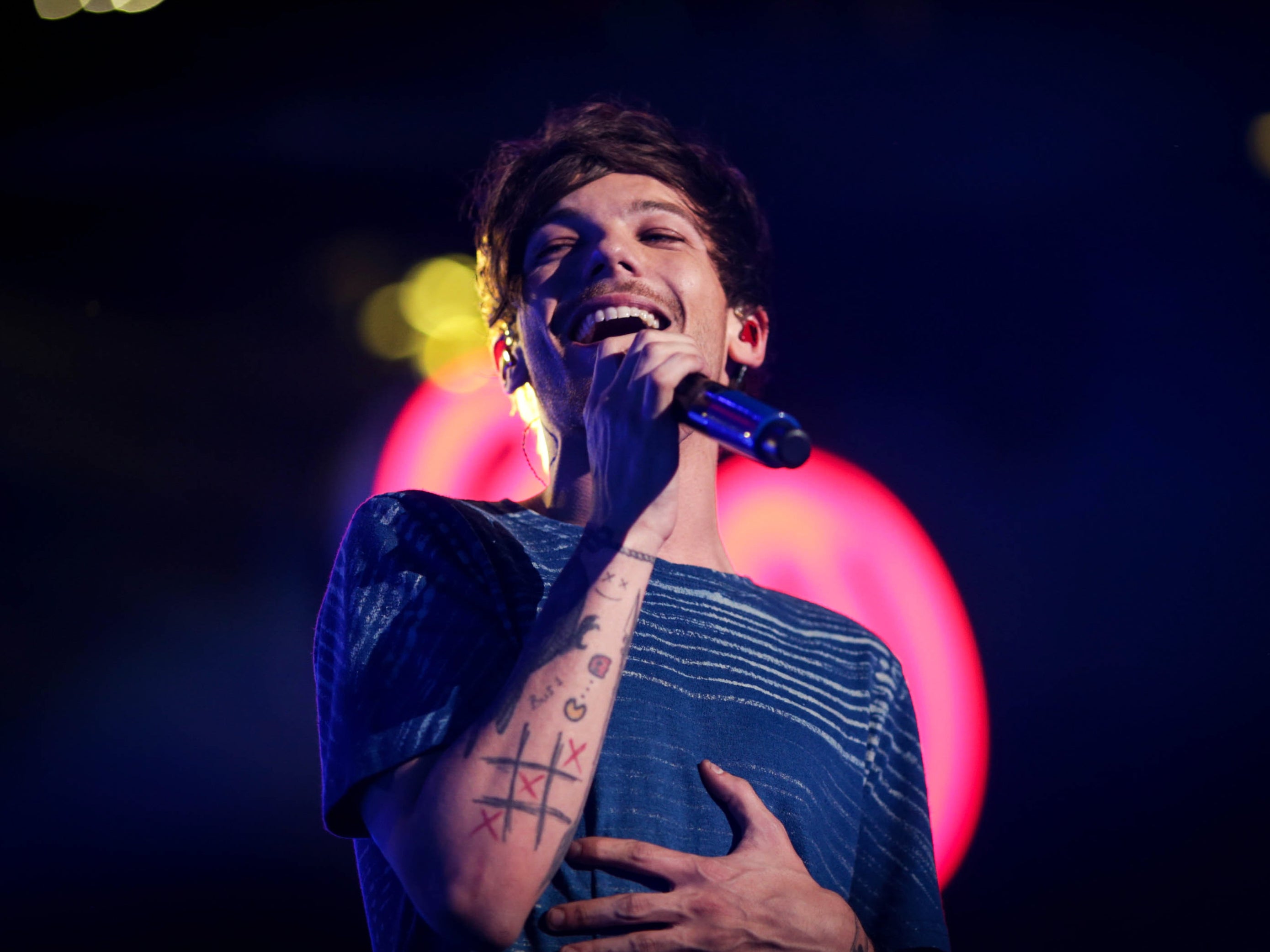 Louis Tomlinson during a live show