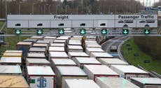 Concern over food supply as France bans UK freight 