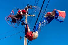 Man dressed as Santa rescued from power lines in California