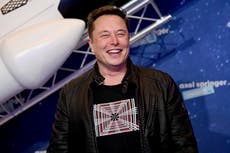 Elon Musk claims he sought to sell Tesla to Apple in 2017