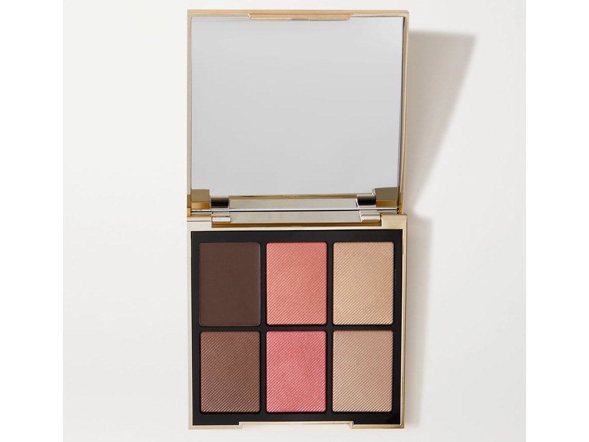 5. Burberry Essential Glow Palette .jpg