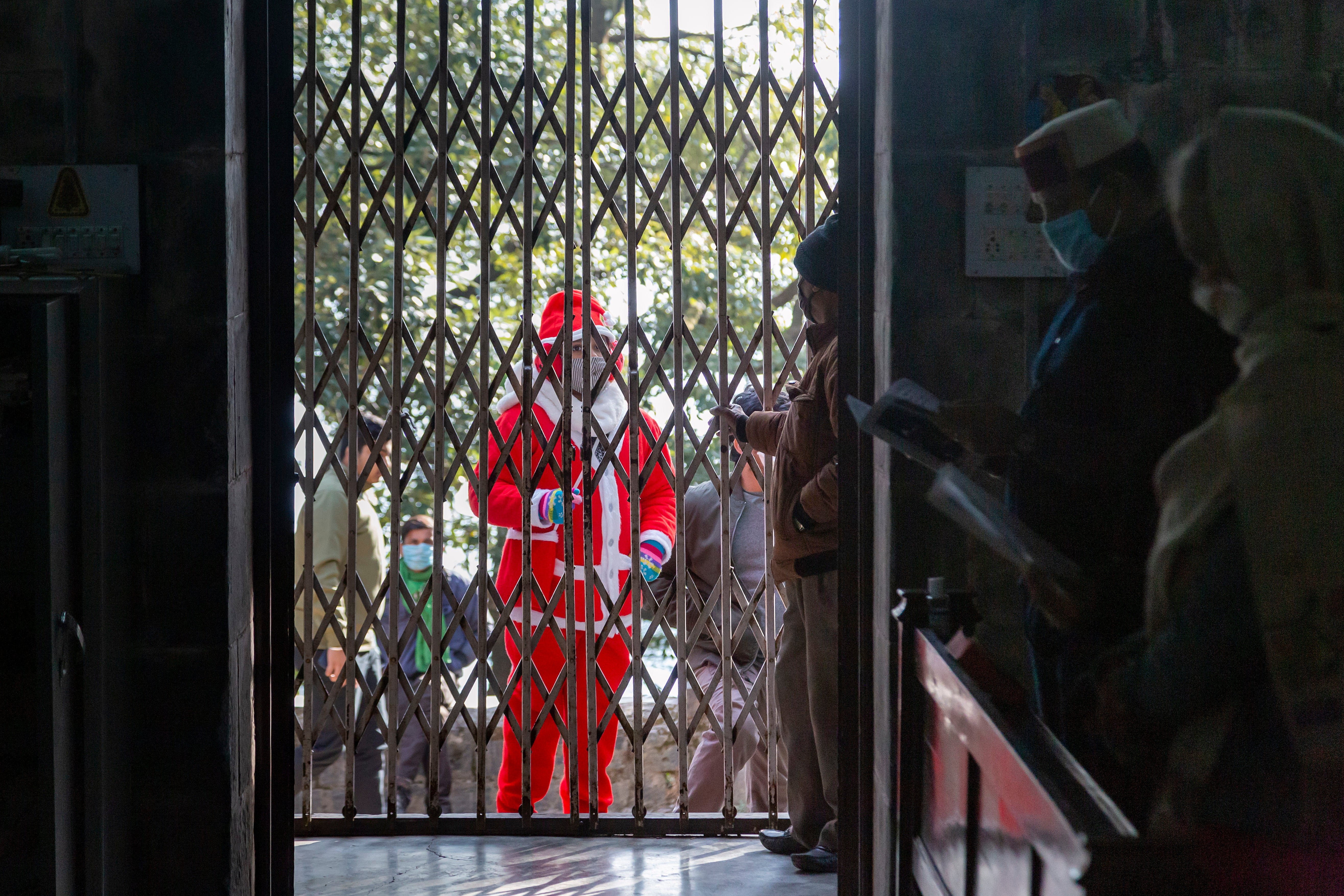 Virus Outbreak India Christmas