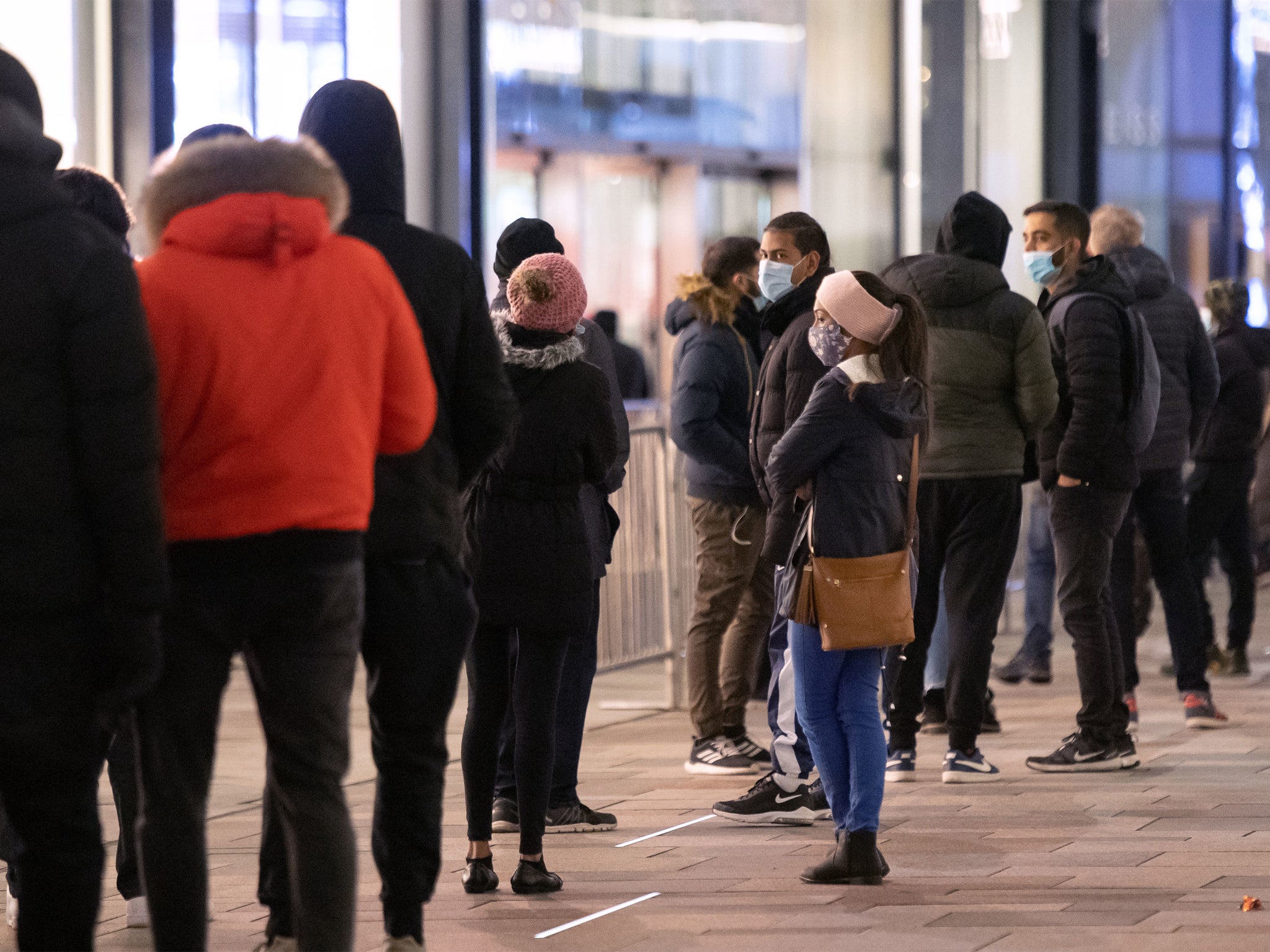 Queues outside Next in Leicester in the early hours of the morning on Boxing Day