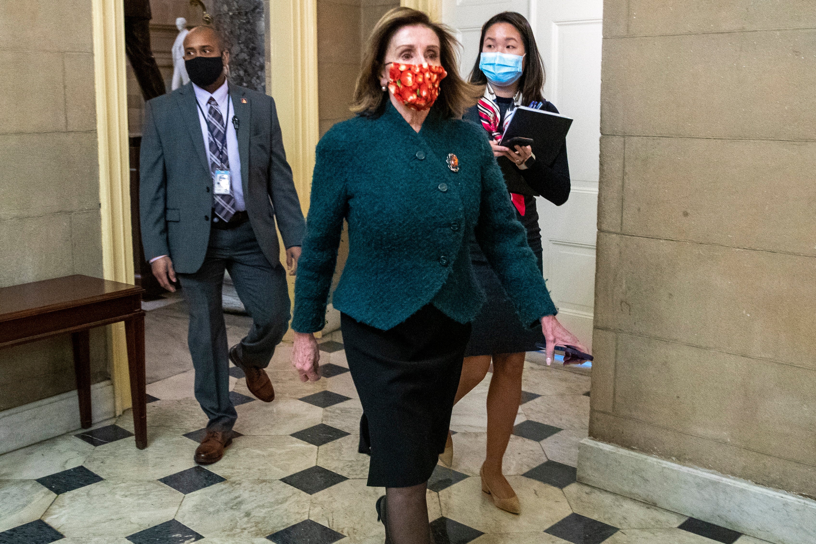 House narrowly approves $2,000 coronavirus relief checks